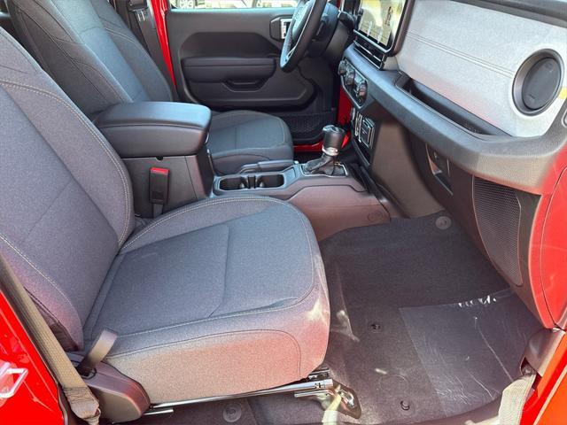new 2025 Jeep Wrangler car, priced at $44,925
