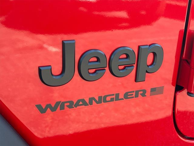 new 2025 Jeep Wrangler car, priced at $44,925