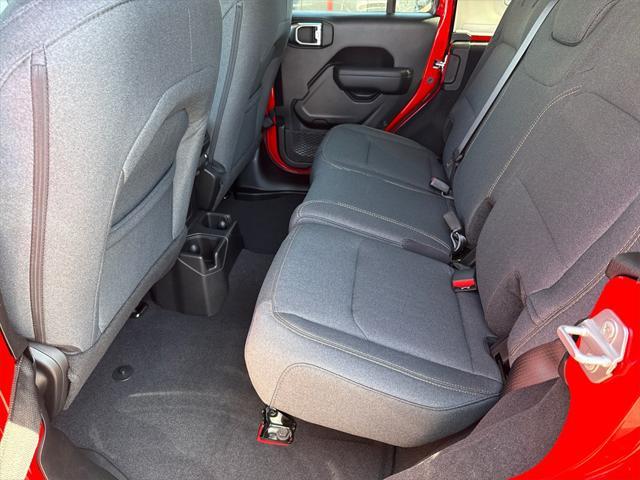new 2025 Jeep Wrangler car, priced at $44,925