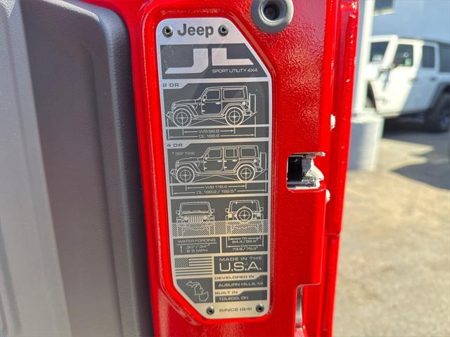 new 2025 Jeep Wrangler car, priced at $44,925