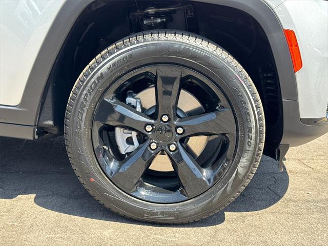 new 2025 Jeep Grand Cherokee L car, priced at $47,217