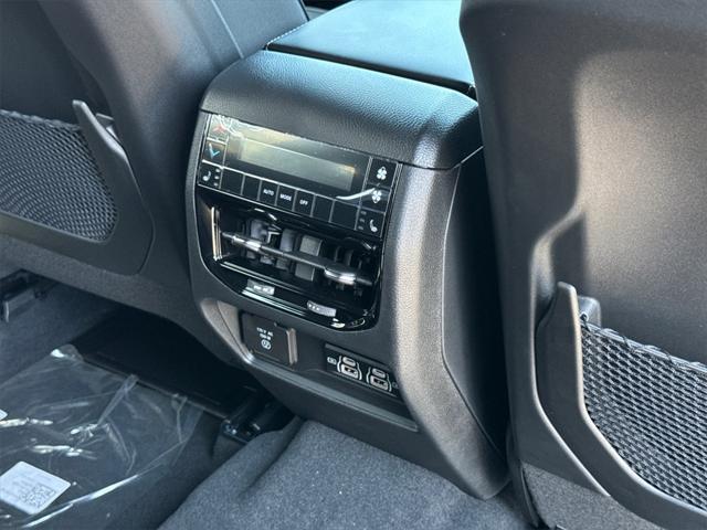 new 2025 Jeep Grand Cherokee L car, priced at $47,217