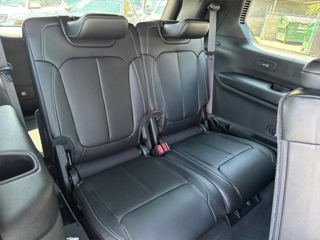 new 2025 Jeep Grand Cherokee L car, priced at $47,217