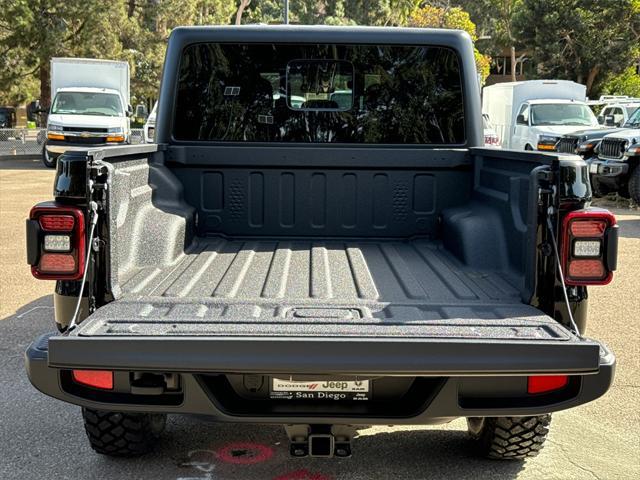 new 2024 Jeep Gladiator car, priced at $41,924