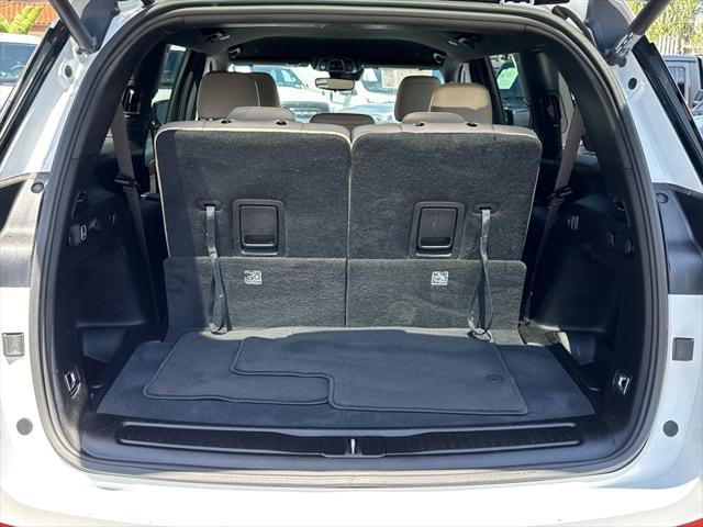 used 2023 Jeep Grand Cherokee L car, priced at $26,673