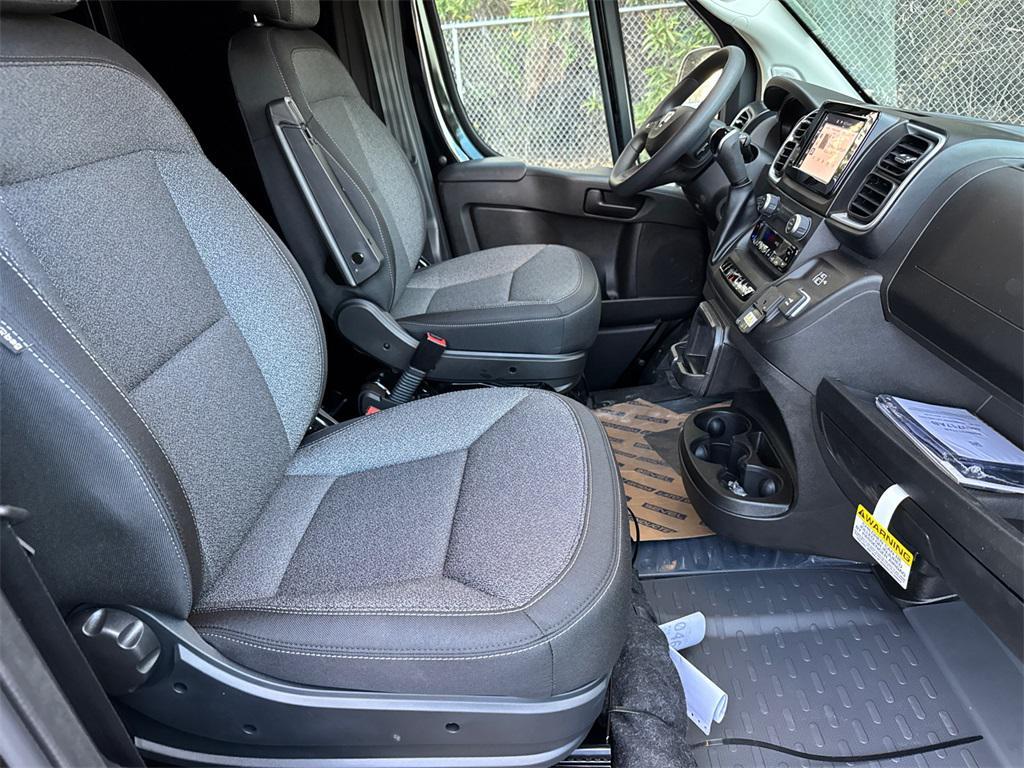 new 2025 Ram ProMaster 2500 car, priced at $50,425