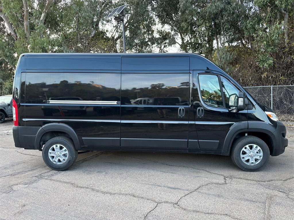 new 2025 Ram ProMaster 2500 car, priced at $50,425
