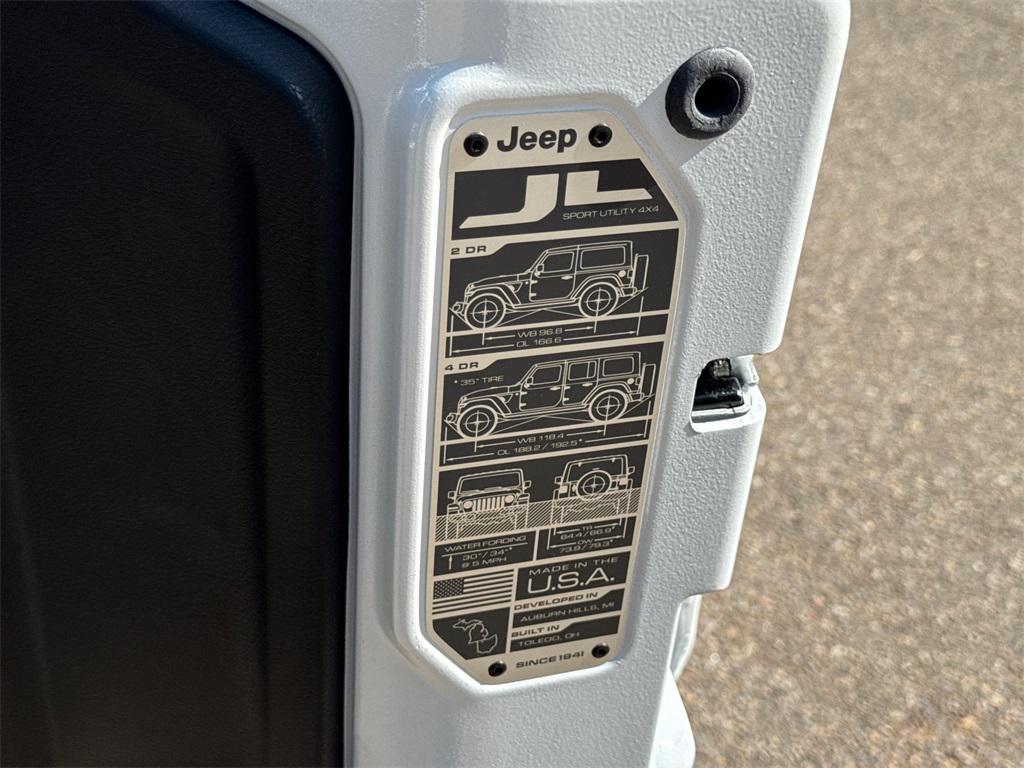 new 2025 Jeep Wrangler car, priced at $49,425