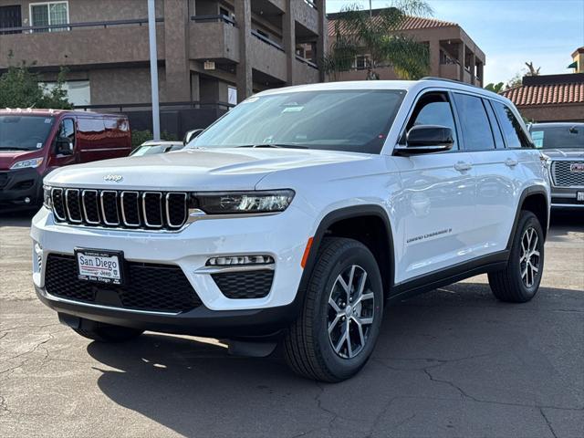 new 2025 Jeep Grand Cherokee car, priced at $40,925