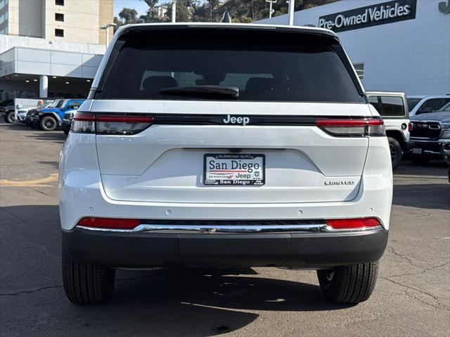 new 2025 Jeep Grand Cherokee car, priced at $40,925