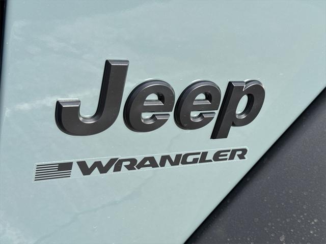 new 2025 Jeep Wrangler car, priced at $44,425