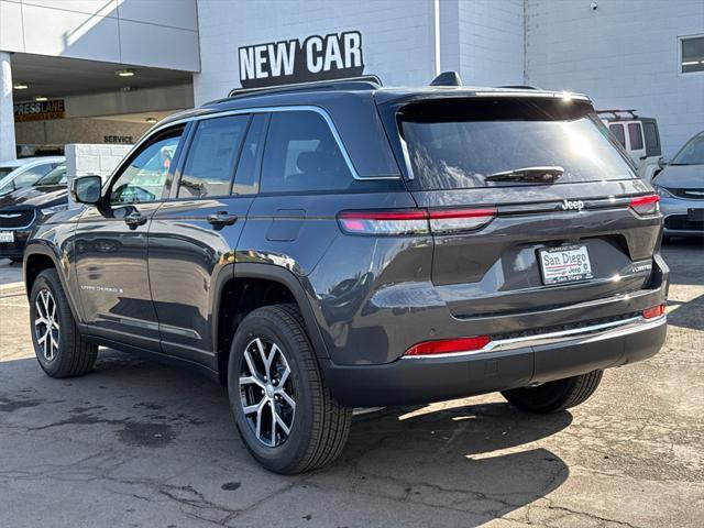 new 2025 Jeep Grand Cherokee car, priced at $41,925