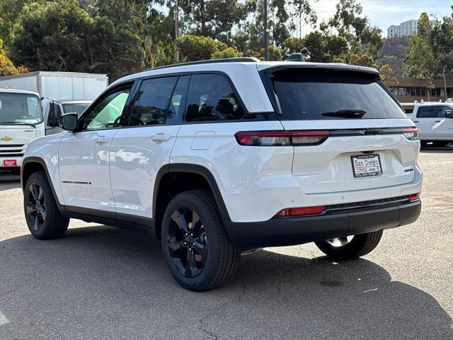 new 2025 Jeep Grand Cherokee car, priced at $43,725