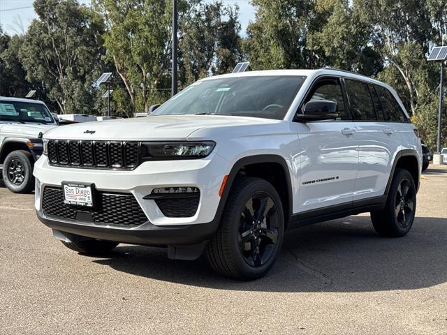 new 2025 Jeep Grand Cherokee car, priced at $43,725