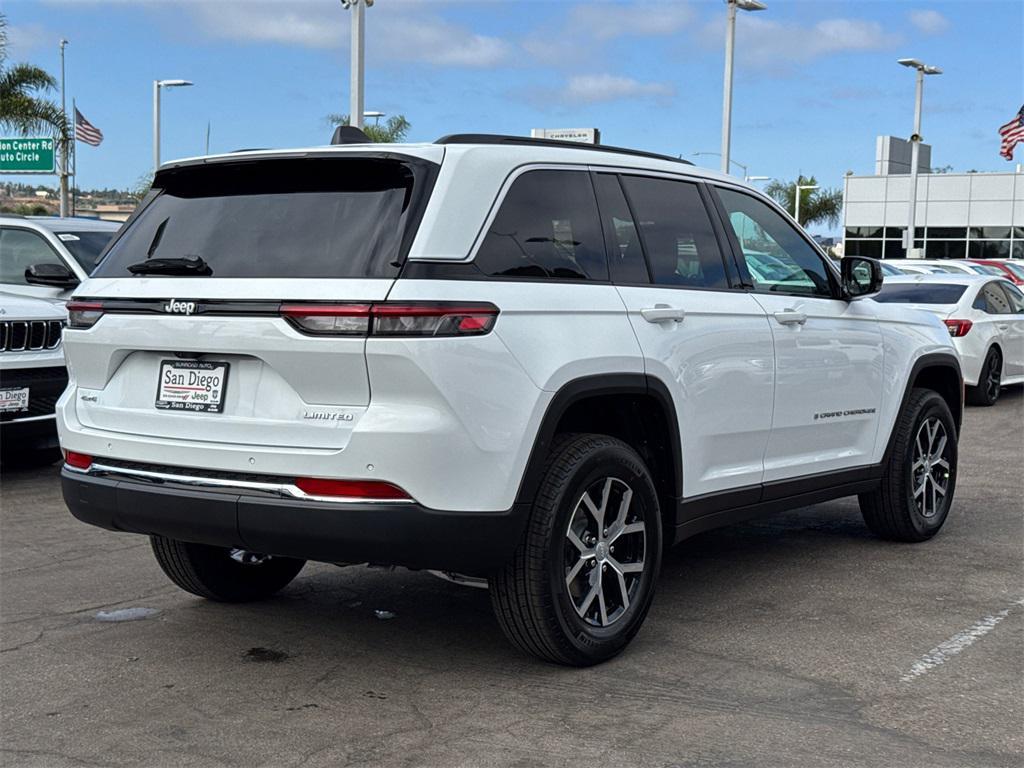 new 2025 Jeep Grand Cherokee car, priced at $44,925