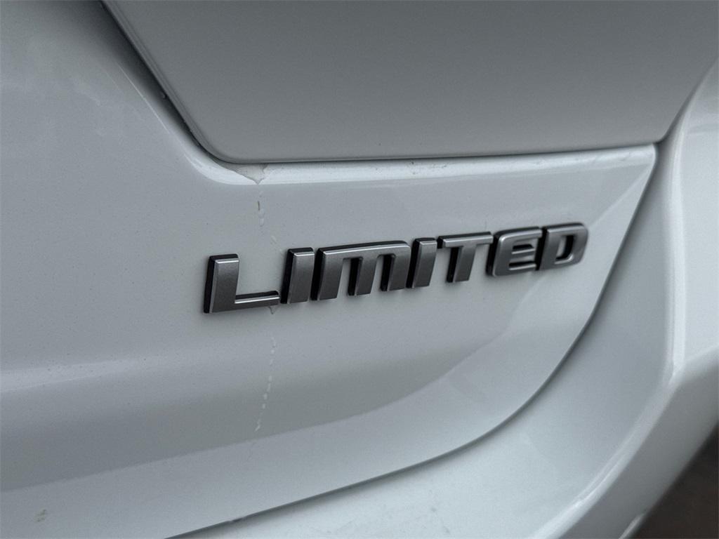 new 2025 Jeep Grand Cherokee car, priced at $44,925