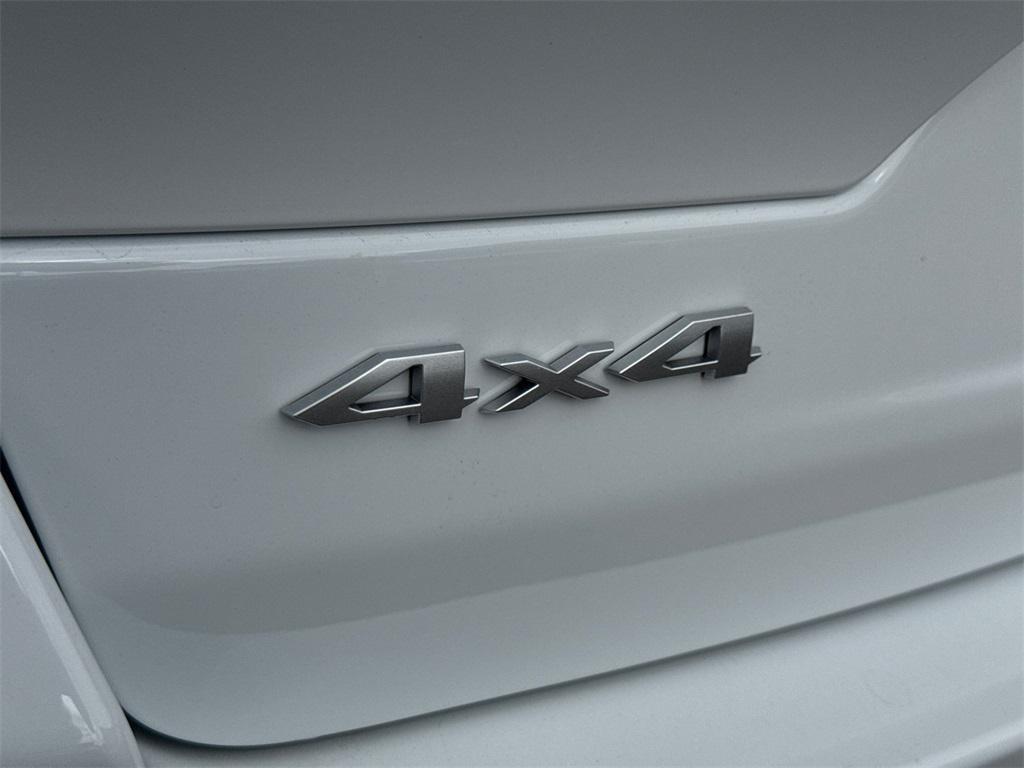 new 2025 Jeep Grand Cherokee car, priced at $44,925