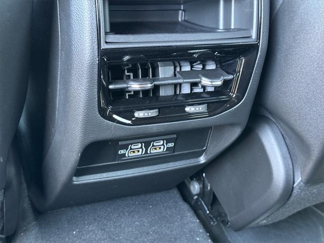 new 2025 Jeep Grand Cherokee car, priced at $34,925