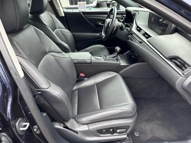 used 2020 Lexus ES 300h car, priced at $31,863