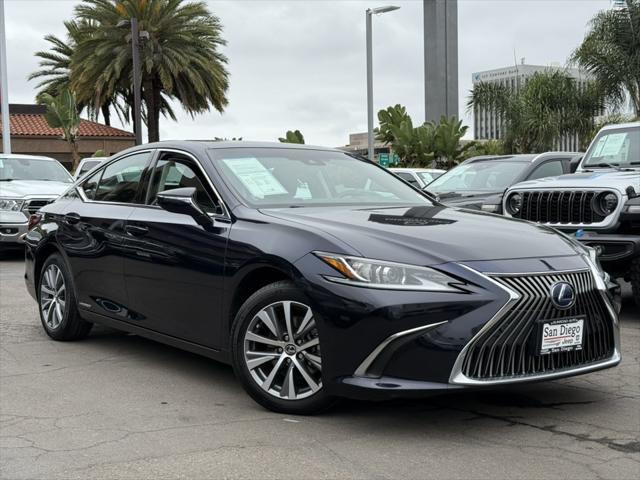 used 2020 Lexus ES 300h car, priced at $31,863