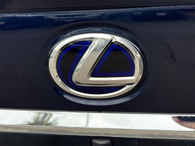 used 2020 Lexus ES 300h car, priced at $31,863
