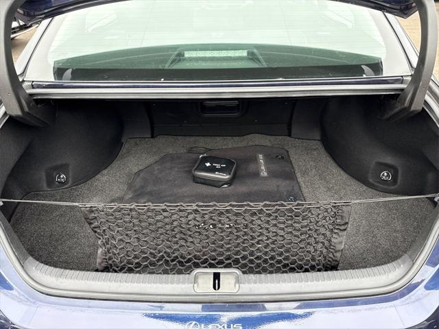 used 2020 Lexus ES 300h car, priced at $31,863