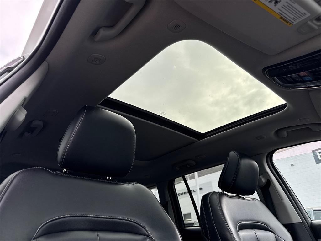 used 2024 Jeep Grand Cherokee 4xe car, priced at $26,661