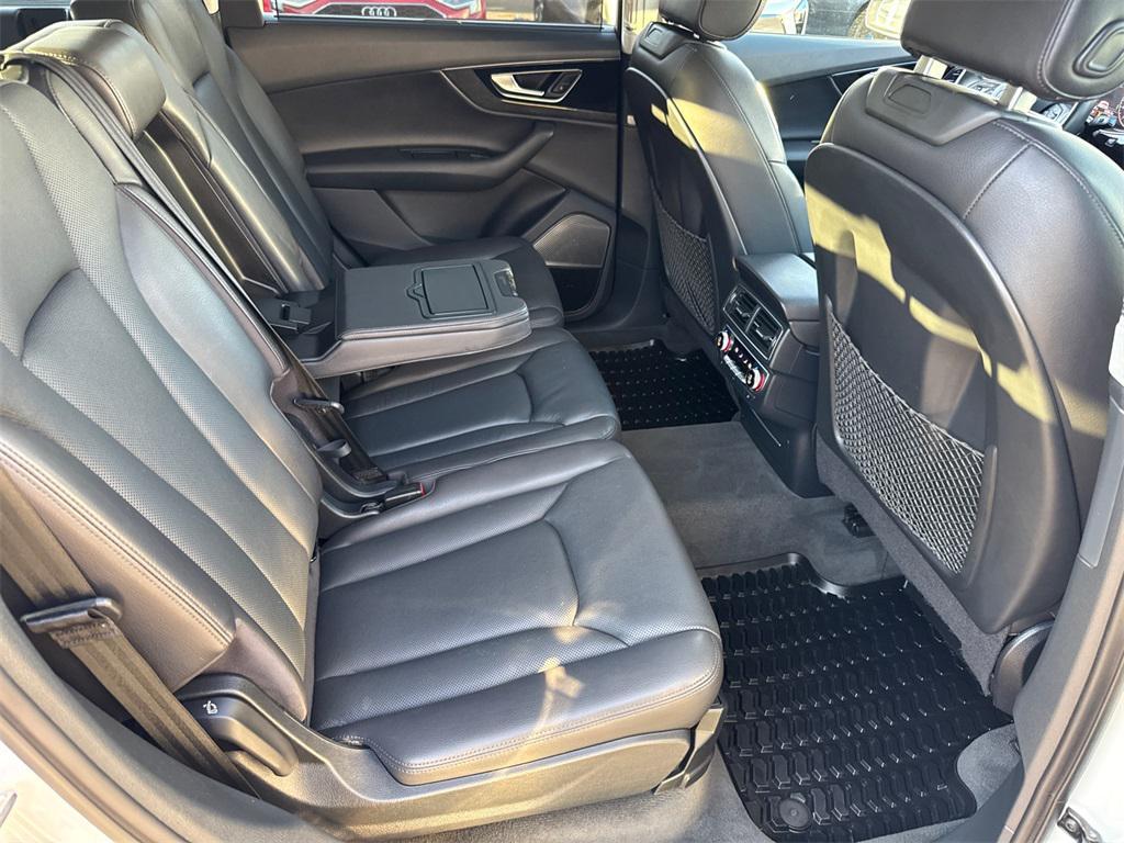 used 2017 Audi Q7 car, priced at $15,538