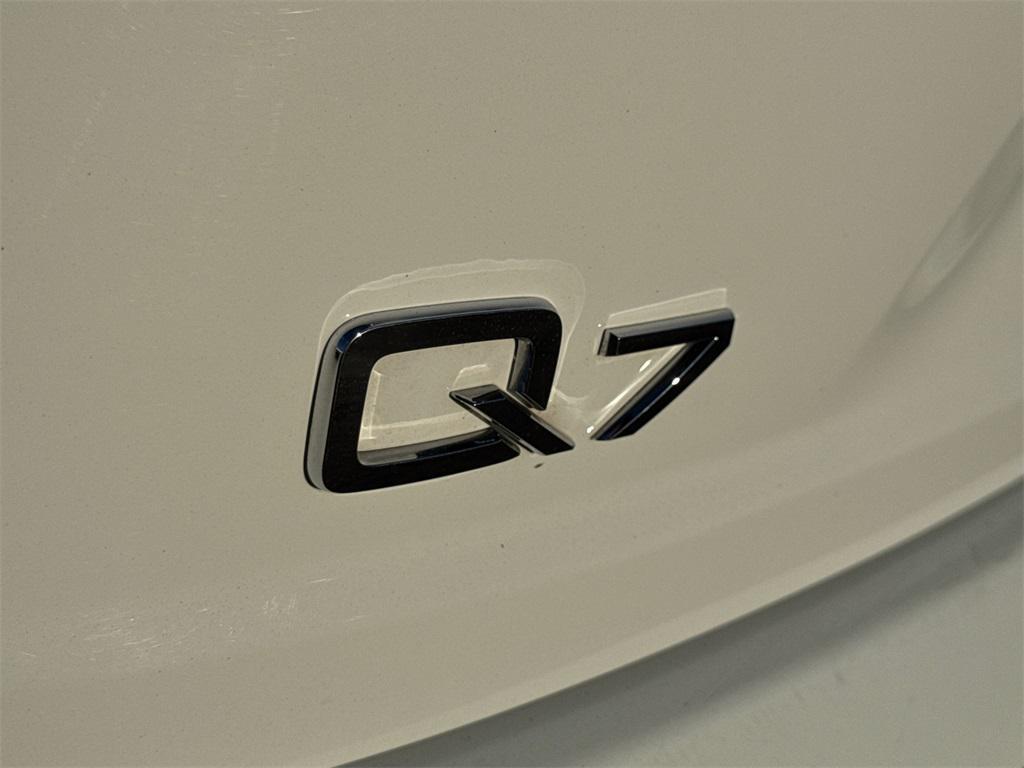 used 2017 Audi Q7 car, priced at $15,538