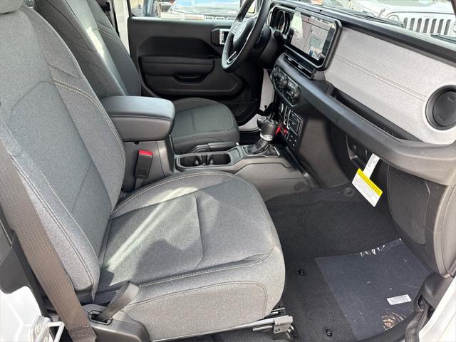 new 2025 Jeep Wrangler car, priced at $42,925