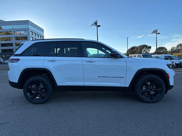 new 2025 Jeep Grand Cherokee car, priced at $41,725