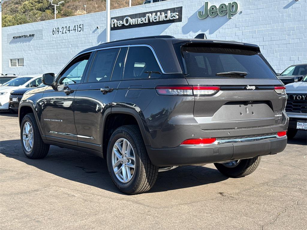 new 2025 Jeep Grand Cherokee car, priced at $39,175