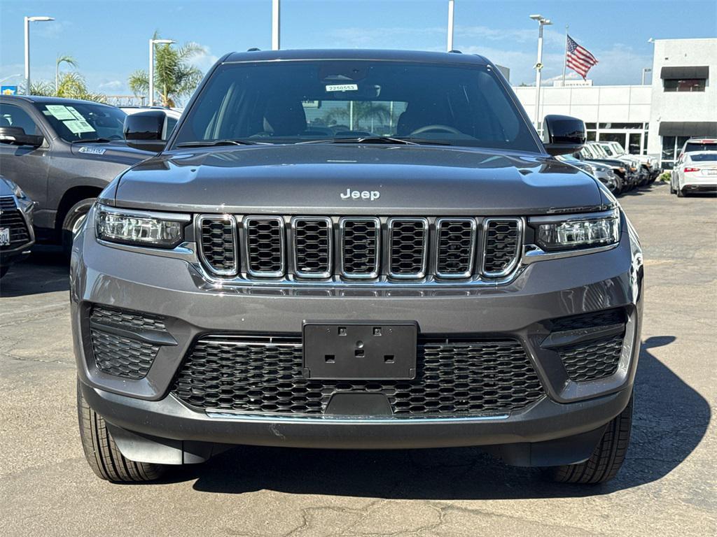 new 2025 Jeep Grand Cherokee car, priced at $39,175