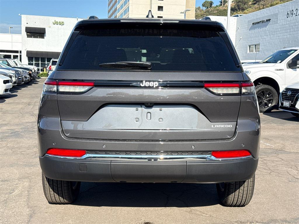 new 2025 Jeep Grand Cherokee car, priced at $39,175