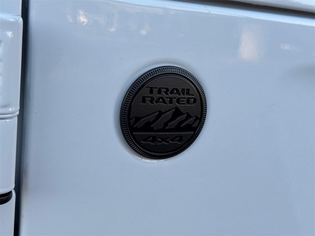 new 2025 Jeep Wrangler car, priced at $42,725