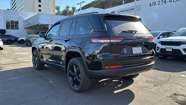 new 2025 Jeep Grand Cherokee car, priced at $43,925