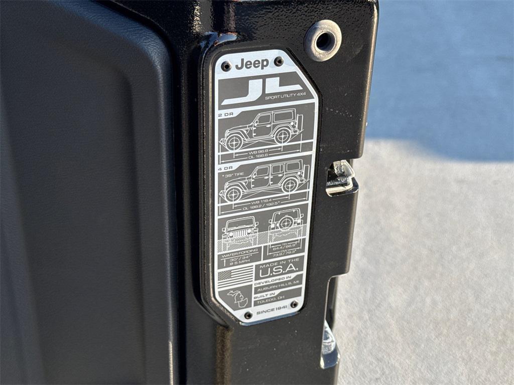 new 2025 Jeep Wrangler car, priced at $42,930