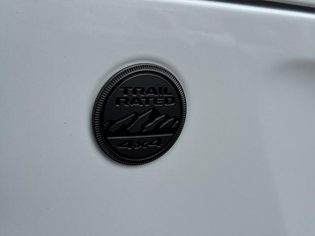 new 2025 Jeep Wrangler car, priced at $41,725