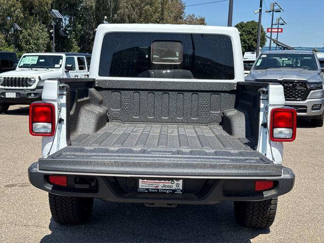 new 2025 Jeep Gladiator car, priced at $40,725