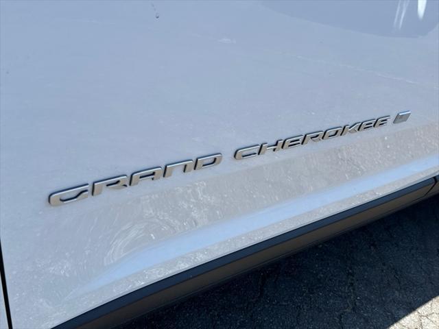 new 2025 Jeep Grand Cherokee L car, priced at $42,925