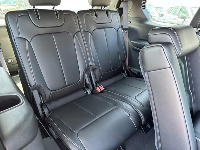new 2025 Jeep Grand Cherokee L car, priced at $42,925