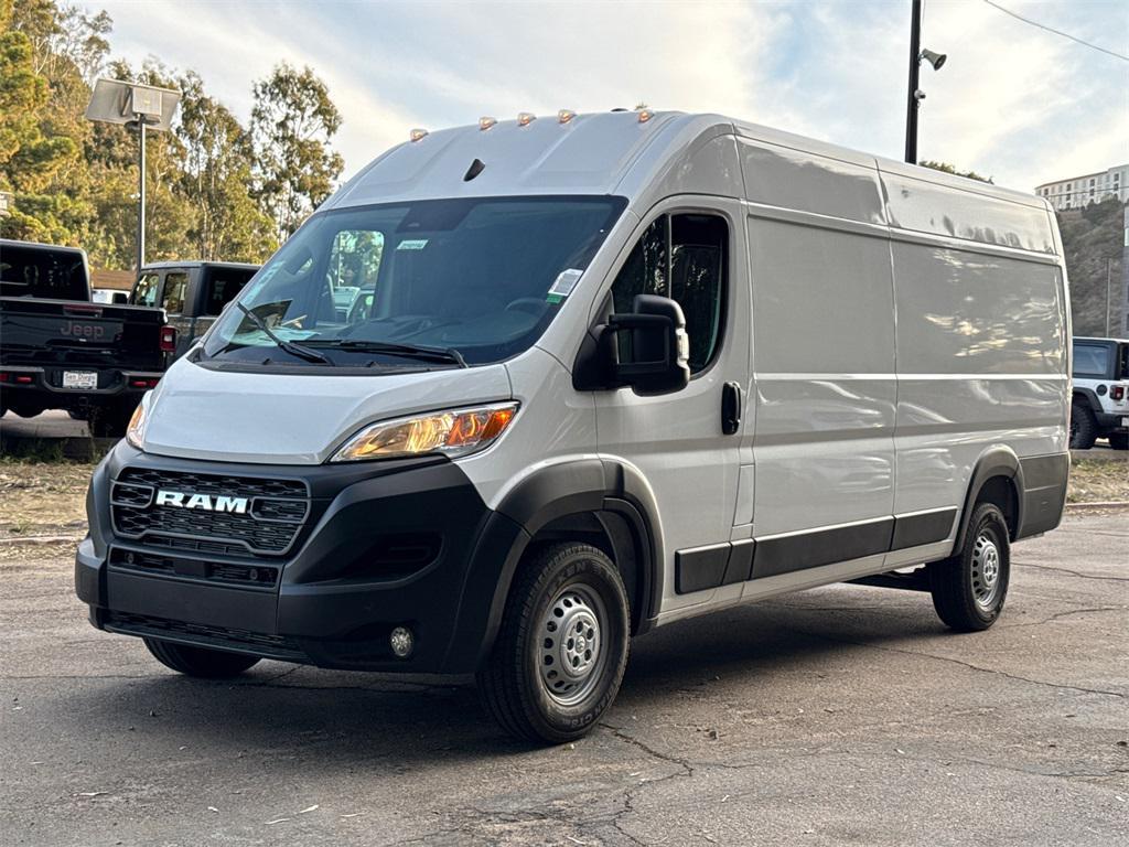 new 2025 Ram ProMaster 3500 car, priced at $51,425