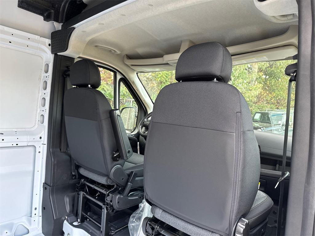 new 2025 Ram ProMaster 3500 car, priced at $51,425