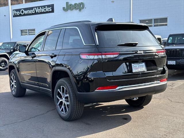 new 2025 Jeep Grand Cherokee car, priced at $41,725