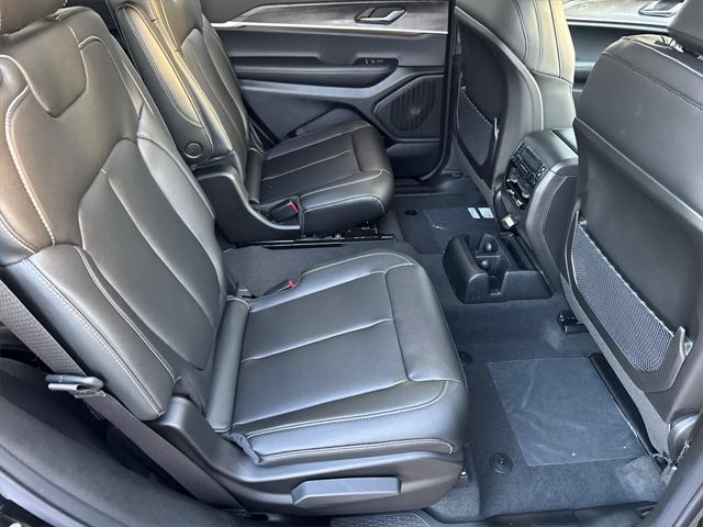 new 2025 Jeep Grand Cherokee L car, priced at $46,925