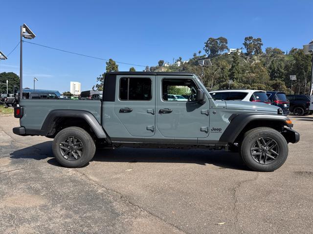 new 2025 Jeep Gladiator car, priced at $43,425