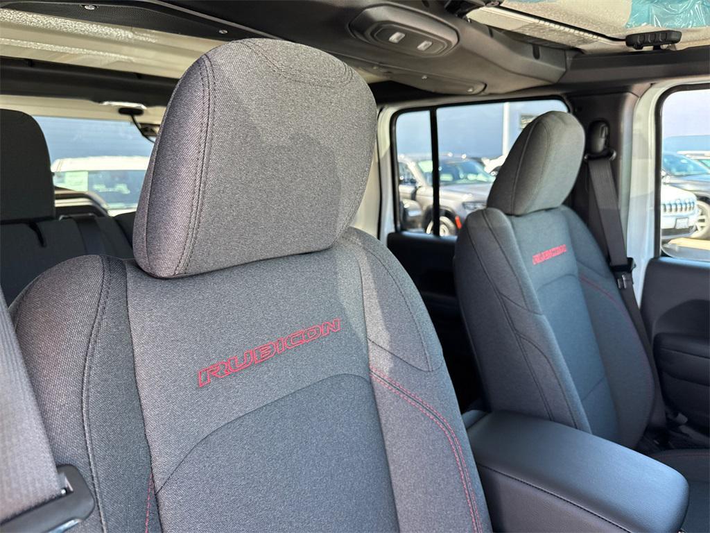 new 2025 Jeep Wrangler car, priced at $57,925