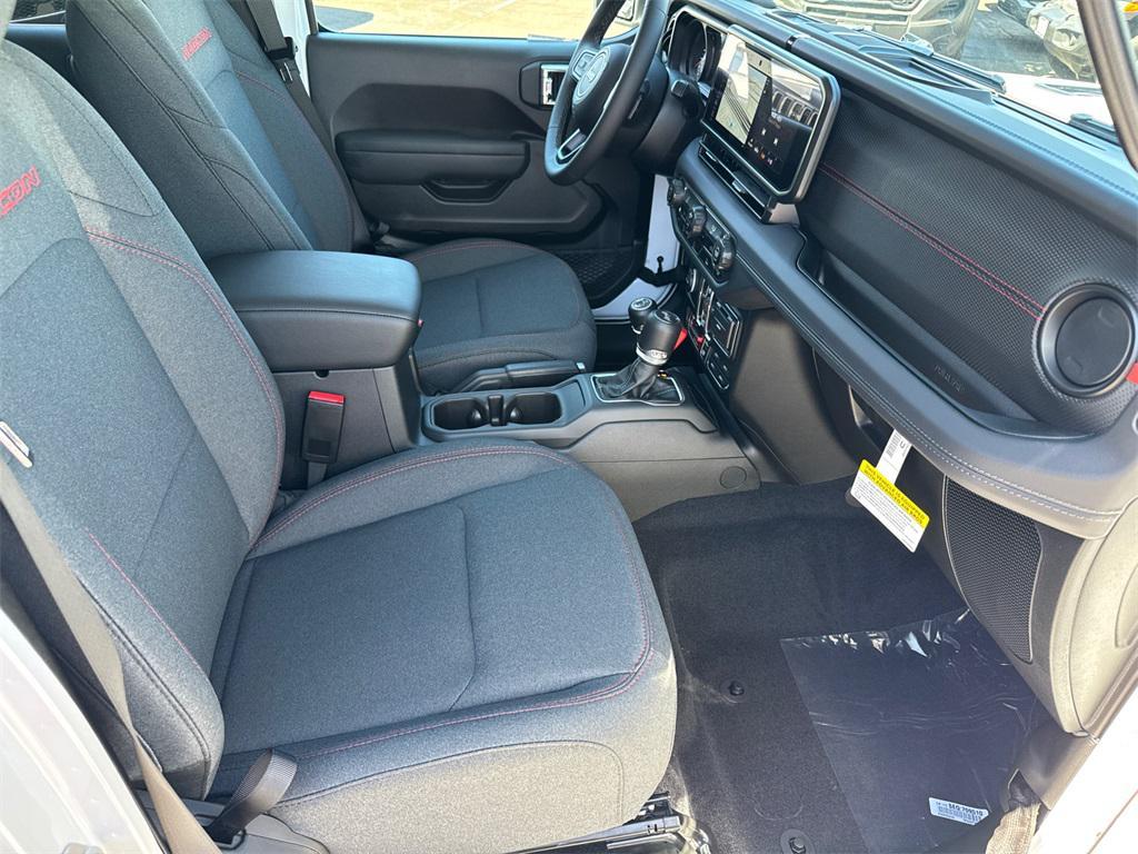 new 2025 Jeep Wrangler car, priced at $57,925