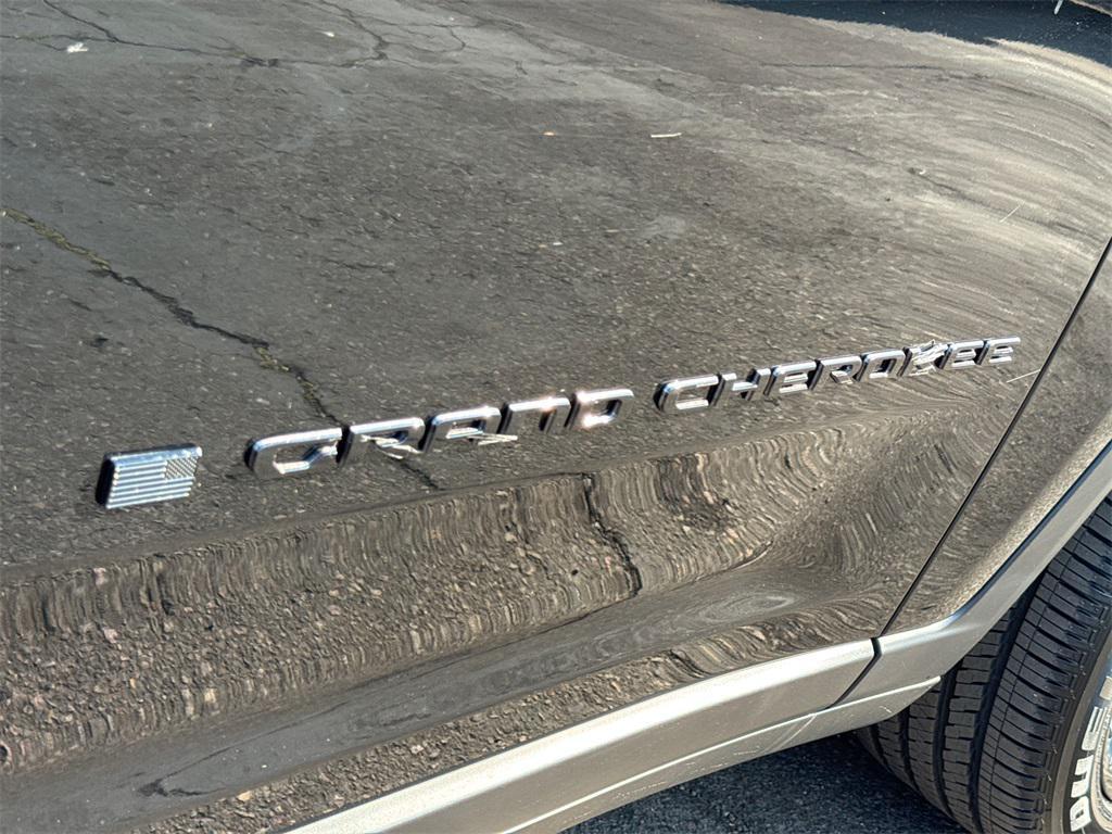 new 2025 Jeep Grand Cherokee L car, priced at $41,925