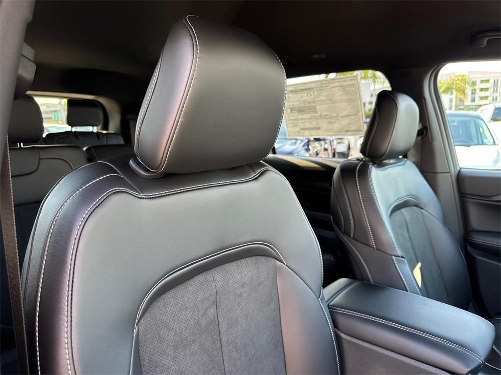 new 2025 Jeep Grand Cherokee L car, priced at $41,925